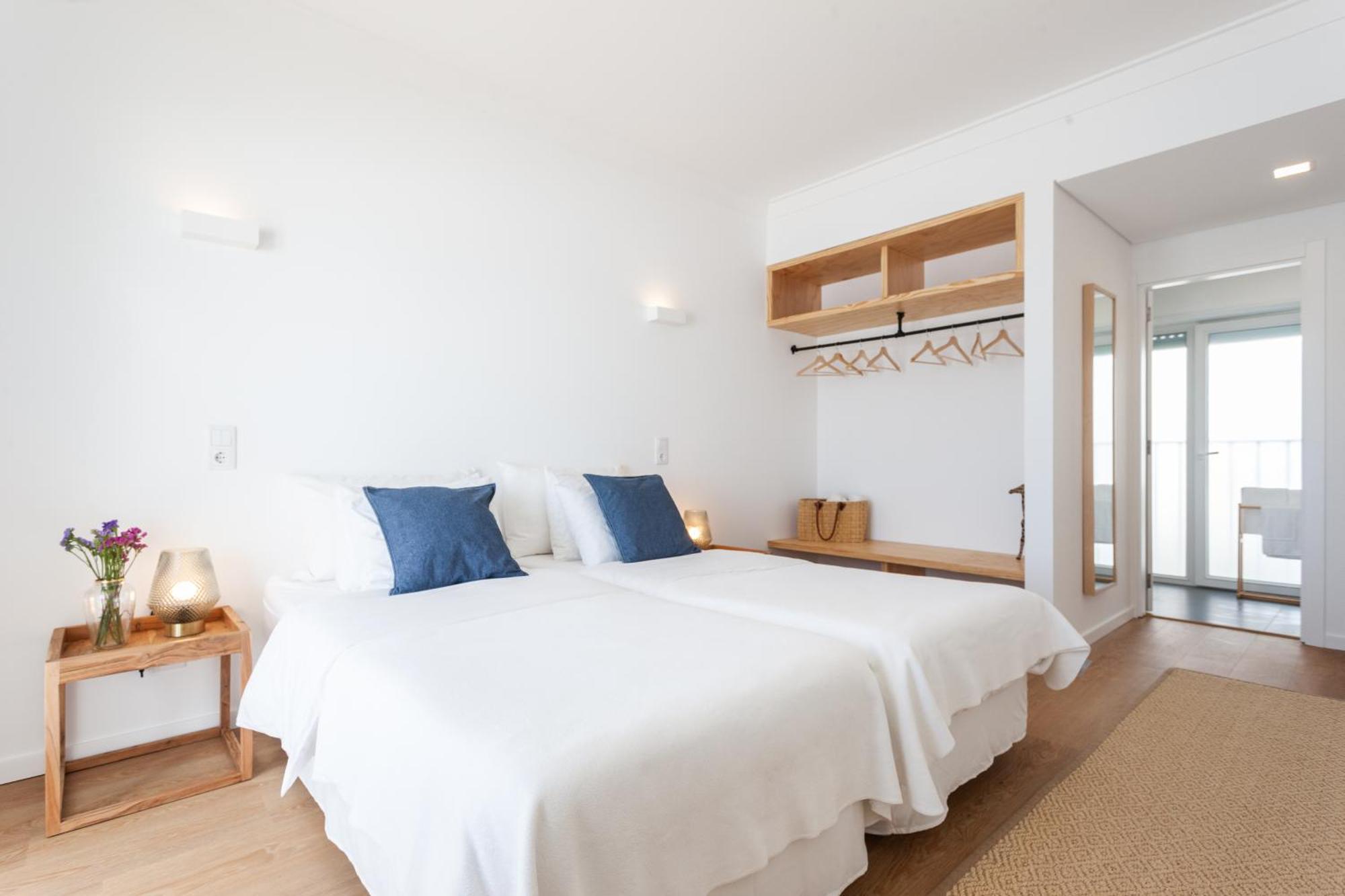 Blue Buddha Beach Rooms & Suites Ericeira Exterior photo